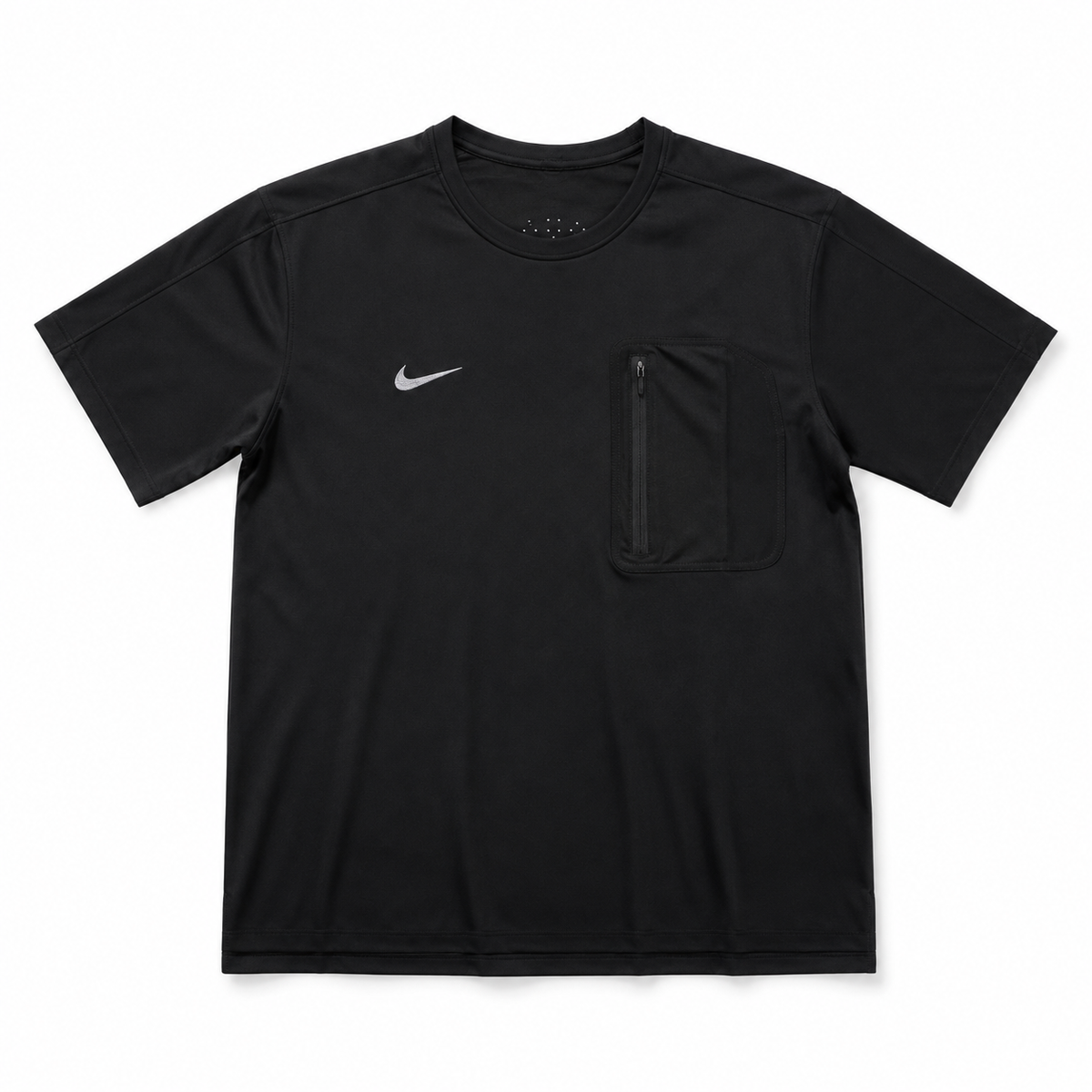 Nike Front Zip Pocket T-Shirt – Sporty Casual Wear
