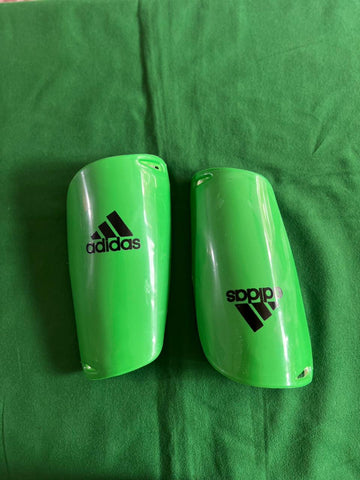 FOOTBALL SHIN PAD